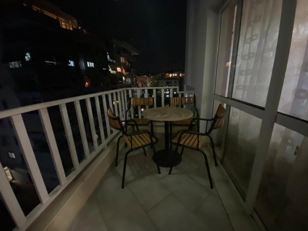 Manka' S Place Apartment Tirana Exterior photo