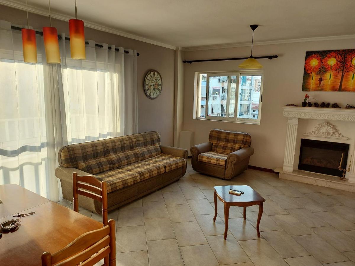 Manka' S Place Apartment Tirana Exterior photo